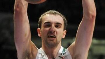 <b>MATE. </b>Begic hizo 28 de valoración en el triunfo del Zalgiris en Vitoria.