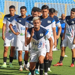 Darwin Cerén: “Es especial jugar con la selección contra un grande como lo es Messi”