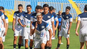 Motivaci¨®n en El Salvador por enfrentar a Messi e Inter Miami