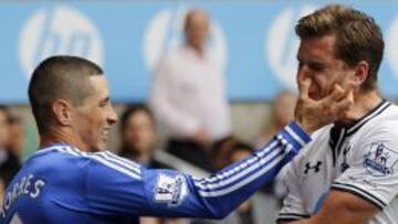 Torres agredió a Vertonghen, pero no fue sancionado.