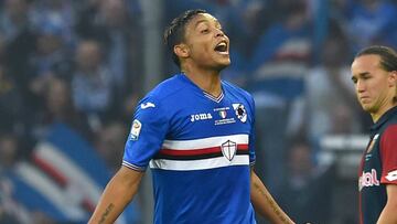 El delantero colombiano Luis Fernando Muriel celebrando un gol con Sampdoria en el derbi ante Genoa por Serie A de Italia