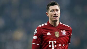 Soccer Football - Champions League - Group E - Dynamo Kyiv v Bayern Munich - NSC Olympiyskiy, Kyiv, Ukraine - November 23, 2021 Bayern Munich&#039;s Robert Lewandowski REUTERS/Valentyn Ogirenko