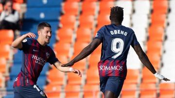 El Huesca quiere que Obeng y Javi Martínez sean sus primeros fichajes