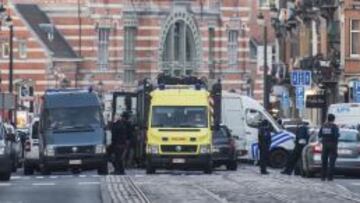 M&Aacute;XIMA ALERTA. Tras los atentados sufridos ayer, Bruselas se convirti&oacute; en una ciudad tomada por la polic&iacute;a. Las calles de la ciudad belga se llenaron de consternaci&oacute;n.
 