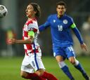 Croacia se impone y Modric hace historia con su selección