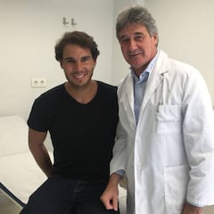Nadal visita al doctor Cotorro para ver cómo va su lesión