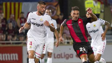 Borja Fern&aacute;ndez y Xavi Molina durante un partido entre el Reus y el N&aacute;stic. 