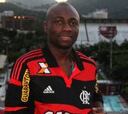 Armero recibe el aval de la CBF para jugar con Flamengo