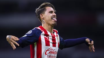 Calderón, who has been told his Chivas Guadalajara career is over, took to social media after the 4-1 derby victory over Atlas.