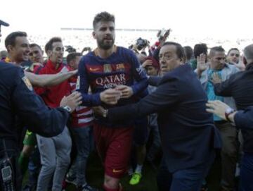 Piqué celebra el título.