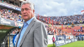 Vucetich: "La gente de Querétaro entró por la reventa"