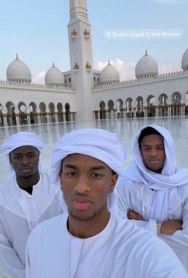 Así pasaron la Nochebuena los jugadores del Real Madrid y Barcelona