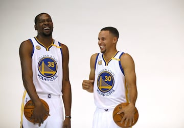 La dupla Durant-Curry sustituía a la que formaba con Westbrook y que tantas alegrías dio a Oklahoma.