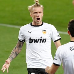 Aprobados y suspensos: Guedes se gana el perdón, Soler perdona la sentencia