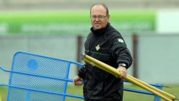 <b>PRIMER REFUERZO. </b>Mel (arriba) debe dar su OK a la llegada del portugués Agra, a la izquierda.