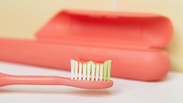 Consigue unos dientes más blancos con este cepillo eléctrico a pilas de Philips, el más vendido en Amazon