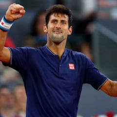 La lluvia le echa una mano a Djokovic y gana a Feliciano