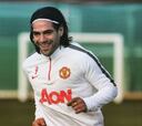 A través de redes, Manchester United apoya a Falcao