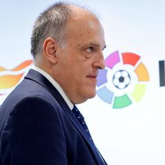 Tebas reconoce que no tiene una opinión formada sobre la alineación indebida del Barça