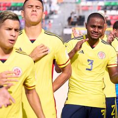 Colombia debuta en el Mundial de Fútbol Playa con derrota ante Japón
