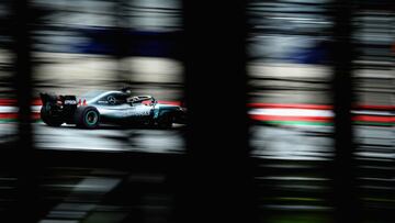 SPIELBERG, AUSTRIA - JUNE 30: Lewis Hamilton of Great Britain driving the (44) Mercedes AMG Petronas F1 Team Mercedes WO9 on track during final practice for the Formula One Grand Prix of Austria at Red Bull Ring on June 30, 2018 in Spielberg, Austria. (
