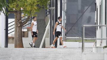 19/06/20
 ENTRENAMIENTO DEL VALENCIA CF - 
 MAXI GOMEZ - GABRIEL PAULISTA
 
 