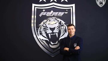 Esteban Solari, exjugador de Pumas y actual entrenador de Johor Darul Takzim de Malasia.