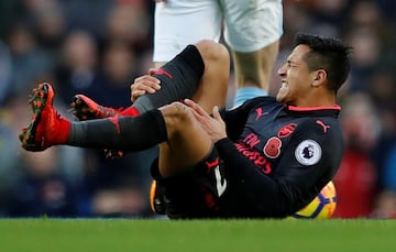 Así fue el ingrato partido de Alexis ante el Manchester City