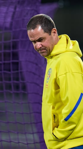 Andre Soares Jardine head coach of America during the 12th round match between Pumas UNAM and America as part of the Liga BBVA MX Varonil, Torneo Clausura 2026 at Olimpico Universitario Stadium, on March 21, 2026 in Mexico City, Mexico.