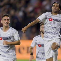 Carlos Vela one goal away from rewriting MLS history books