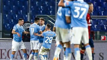 Rome (Italy), 07/02/2021.- Lazio&#039;s Ciro Immobile (2-R) celebrates scoring the 1-0 goal during the Italian Serie A soccer match SS Lazio vs Cagliari Calcio at Olimpico stadium in Rome, Italy, 07 February 2021. (Italia, Roma) EFE/EPA/ANGELO CARCONI