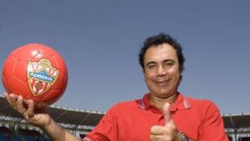 Hugo Sánchez: "Es complicado ganar al Barcelona, pero no es imposible"