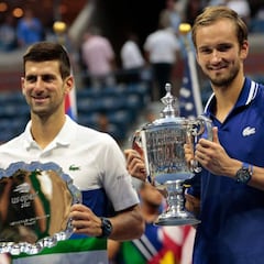 Medvedev ve "casi imposible" alcanzar el número uno en 2021