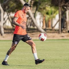 “Colo Colo significa mucho para mí... Me dio la posibilidad de jugar un Mundial con Chile”