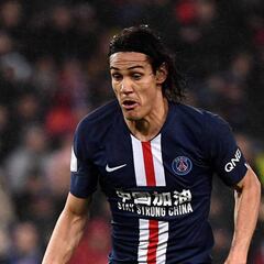 Cavani tiene como preferencia jugar en España, según su madre