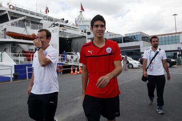 Si bien no sumó minutos, apareció en la nómina de Sampaoli para su debut eliminatorio ante Perú en 2013.