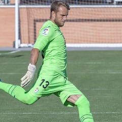 El guardameta Yoel, feliz por haber renovado con el Eibar
