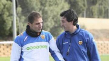 Emery aprieta para evitar la relajación