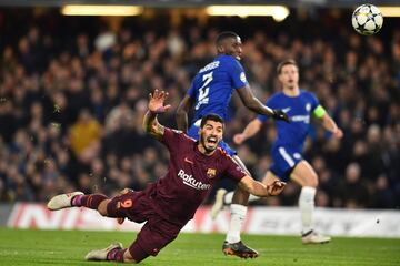 Luis Suárez con Antonio Rudiger.