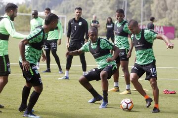 Atlético Nacional se prepara para enfrentar a Colo Colo en la Libertadores y a Huila en la semifinal de la Liga Águila.