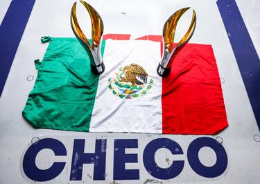 Checo Pérez ganó el GP de Singapur; su cuarto triunfo en Fórmula 1