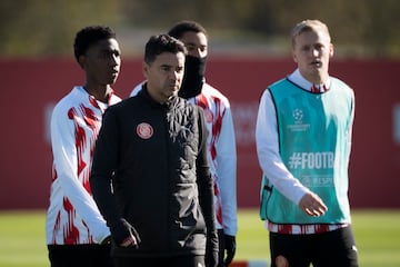 Mchel, durante el entrenamiento de ayer. 
