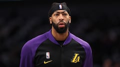 Anthony Davis hace una invitación a los bomberos