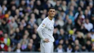 El Madrid ha perdido definitivamente la Liga y se queda con el clavo ardiendo de la Champions para salvar la temporada.