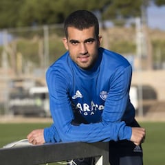 Oyarzun negocia con el Tenerife y será el primero en salir