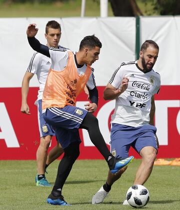 Argentina sigue preparando el debut en el Mundial