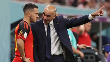 Hazard y Roberto Martínez.