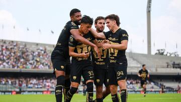 MEXICO CITY, MEXICO - APRIL 09: Jorge Ruvalcaba (C) of Pumas celebrates with his teammates after scoring the team's third goal during the 14th round match between Pumas UNAM and Atletico San Luis as part of the Torneo Clausura 2023 Liga MX at Olimpico Universitario Stadium on April 09, 2023 in Mexico City, Mexico. (Photo by Manuel Velasquez/Getty Images)
