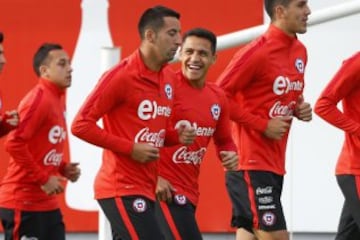 Alexis se sumó a los trabajos de la Roja