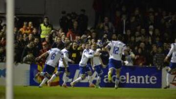 El Zaragoza sigue apuntando al ascenso a costa del Mirandés